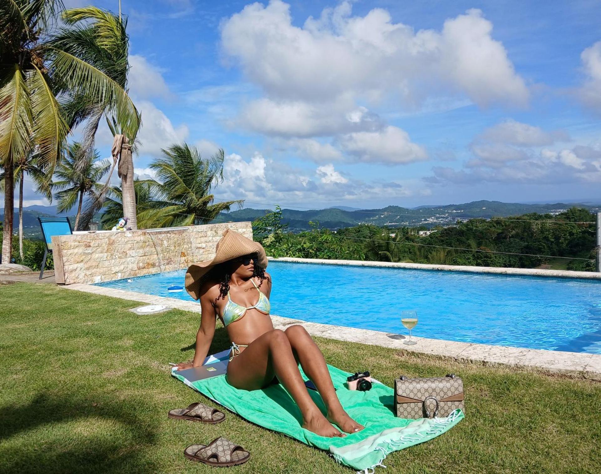 Swim & Paint Art Retreat Apartment Las Piedras Exterior photo